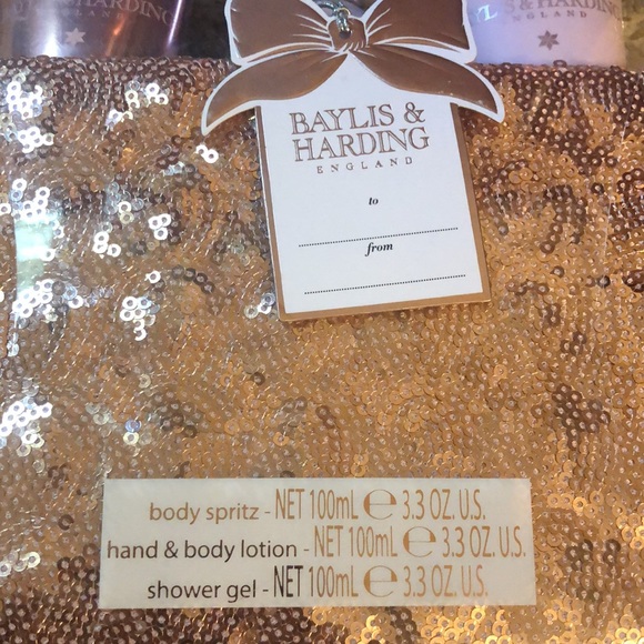 Baylis & Harding Gift Set - Picture 2 of 3